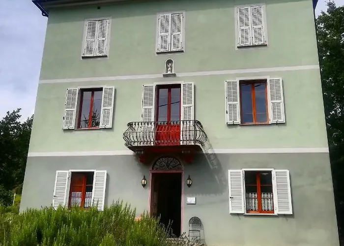Agriturismo A Trasea Alojamento de Acomodação e Pequeno-almoço Varese Ligure
